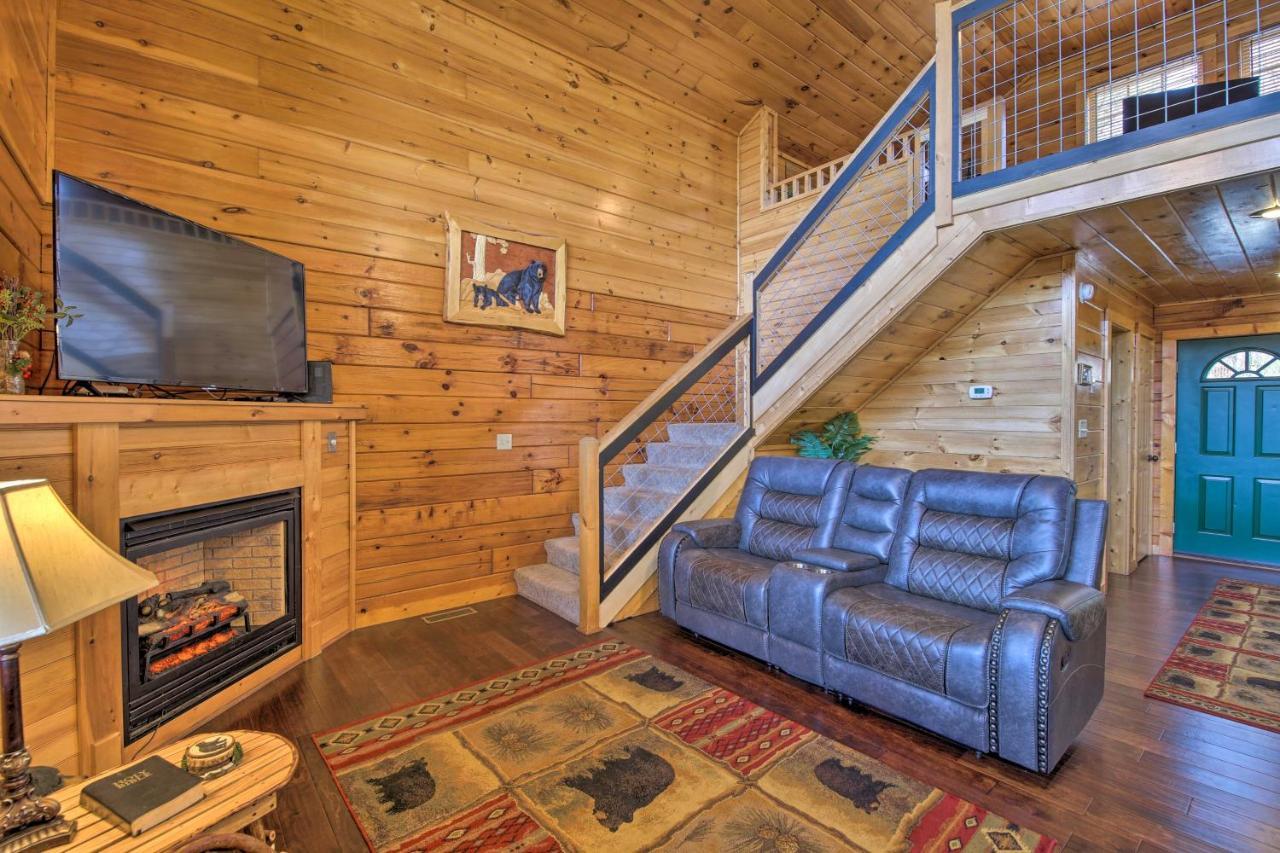 Gatlinburg Cabin With Pool Table And Hot Tub! Εξωτερικό φωτογραφία
