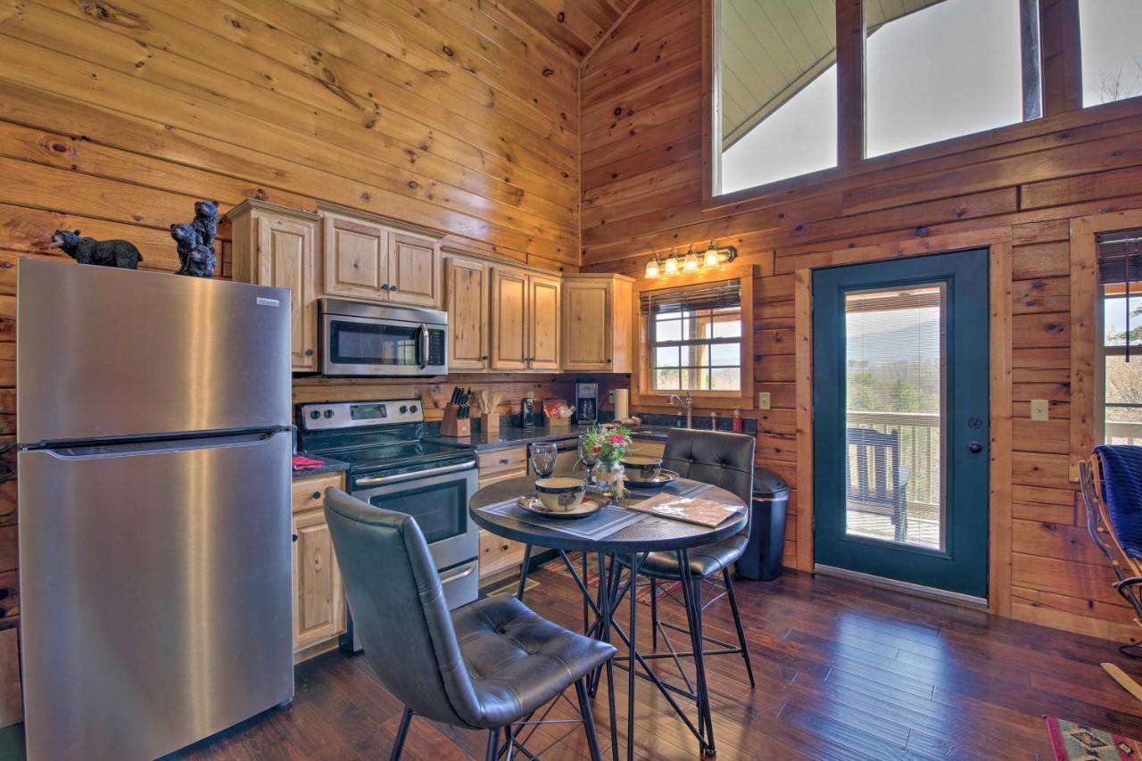 Gatlinburg Cabin With Pool Table And Hot Tub! Εξωτερικό φωτογραφία