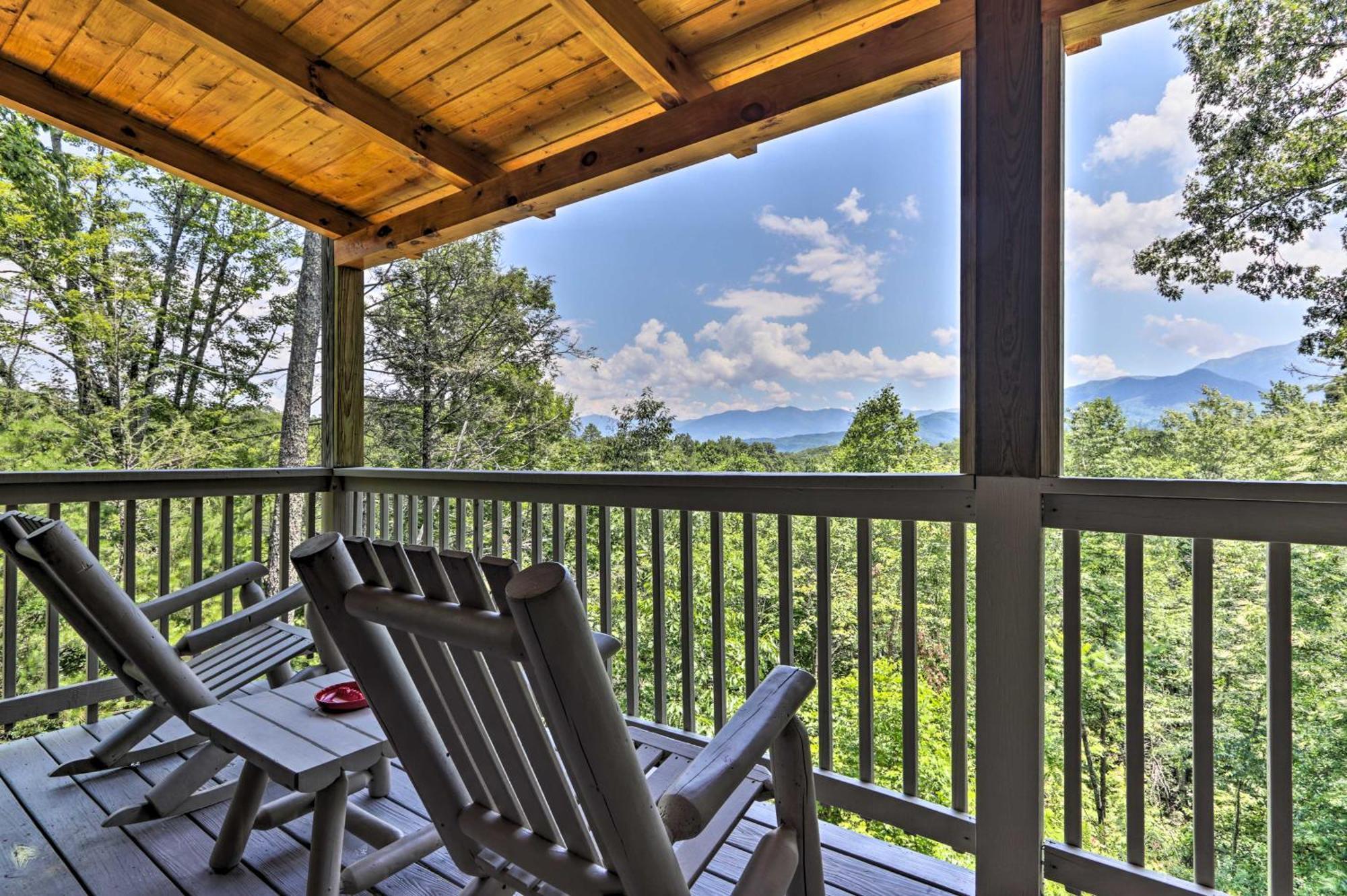 Gatlinburg Cabin With Pool Table And Hot Tub! Εξωτερικό φωτογραφία